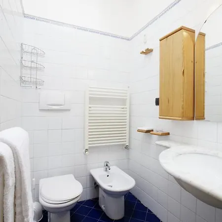Apartment Una Rotonda Sul Mare Levantur *